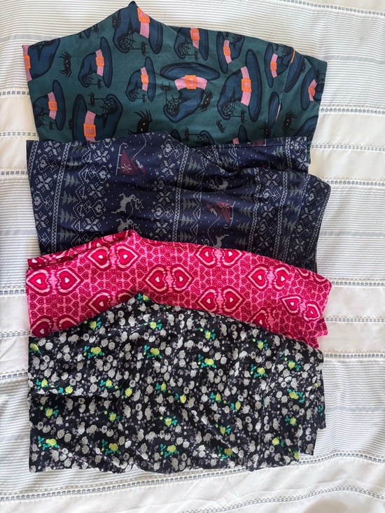 LuLaRoe Pants - LuLaRoe Women’s Multi-Print Leggings Pack - Teal, Navy, Pink, Black